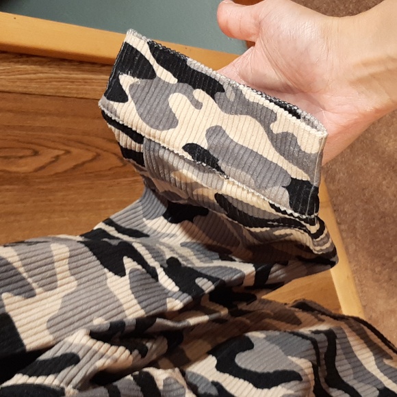 🥀NWT Savanna Jane Camo Button-Up Jacket (L)🥀 - Picture 4 of 8